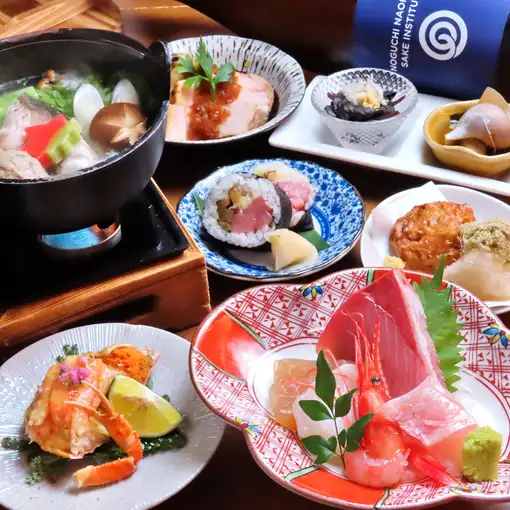 【11,12月】香箱蟹半身付き！お刺身と北陸の冬を満喫！2時間飲み放題コース〈全7品〉