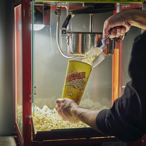 You can enjoy your drink while munching on freshly made popcorn.