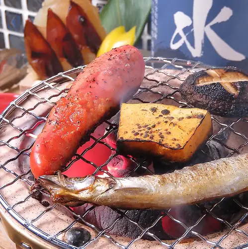 北海道産から直送の新鮮な魚を使った料理がそろう♪