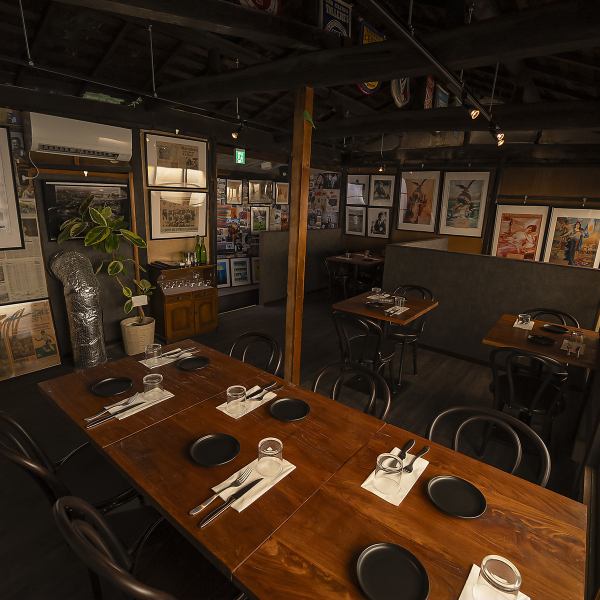 本場アルゼンチンやペルーの味を、庶民的で家庭的な空間で♪テーブル席は11卓×2名、カウンターも6席ご用意しているので、デート利用や友人との集まりにも最適！ボリューム満点の料理を気軽に楽しめます。