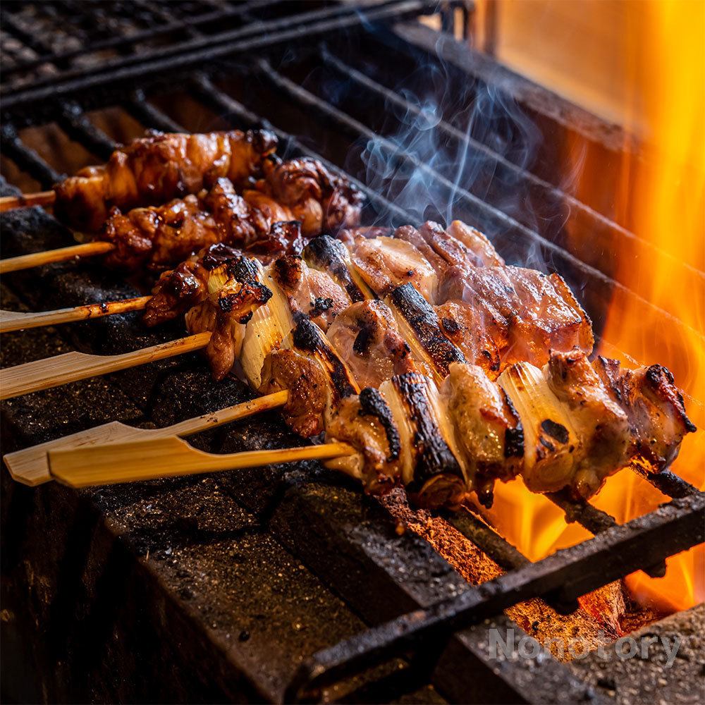Let's drink beer and yakitori from noon! Authentic charcoal-grilled yakitori!
