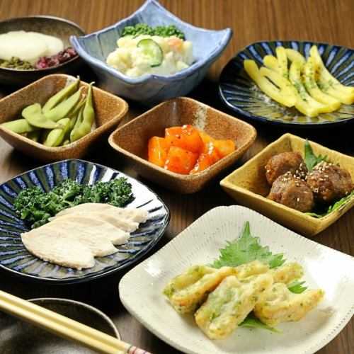 ≪バリエーション豊富でリーズナブルなお酒のアテも人気◎≫ アラカルト料理各種 ￥275（税込）～
