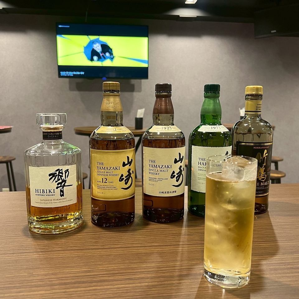 ウイスキー・日本酒・ワインなど種類豊富！ワンショット飲み屋◎