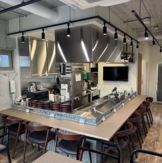 [Private reservation for 10-14 people] Our restaurant can be reserved for private use for 10-14 people! Enjoy special gatherings and events in a private space! Spend time with your precious friends and family over heartwarming food.Please feel free to contact us regarding private rental plans!