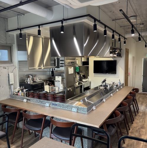 [Private reservation for 10-14 people] Our restaurant can be reserved for private use for 10-14 people! Enjoy special gatherings and events in a private space! Spend time with your precious friends and family over heartwarming food.Please feel free to contact us regarding private rental plans!