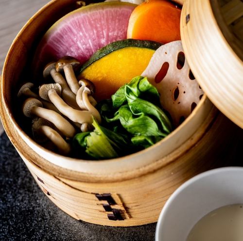 農園野菜のせいろ蒸し バーニャカウダ