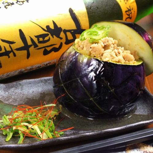 Enjoy Kyoto cuisine and local sake ...