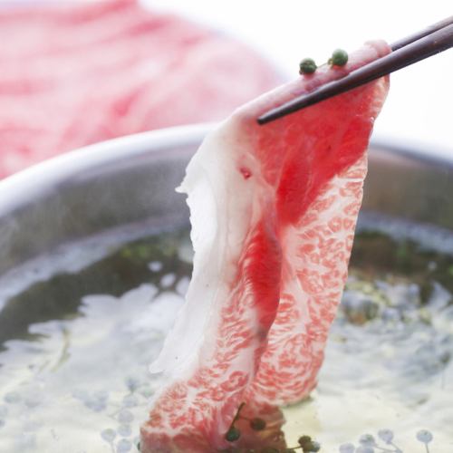 Please enjoy the soft Ise meat shabu-shabu.