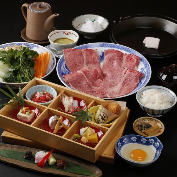 Ise meat sukiyaki featuring large marbled meat