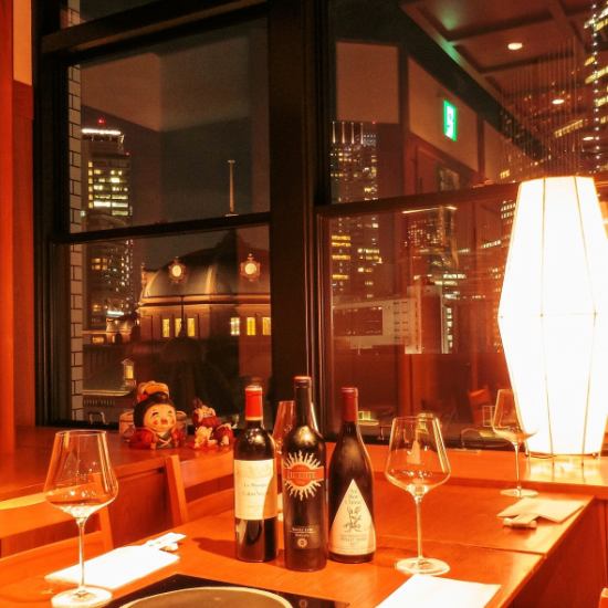 Enjoy the calm atmosphere featuring traditional Japanese interior design!