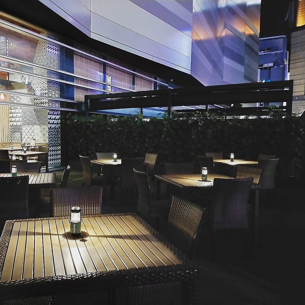 Perfect for large banquets and parties, we also have open terrace seating available.