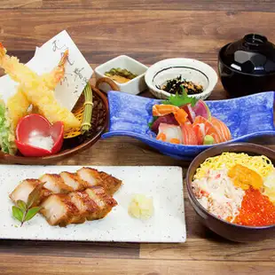 1ドリンク付き【オホーツク御膳】刺身・豚味噌焼き・海老の天麩羅など全7品　￥3,780→￥3,080