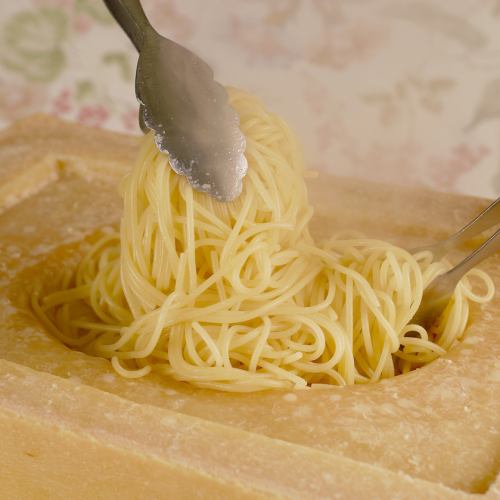 ★Carbonara with Parmigiano Cheese（1人份）