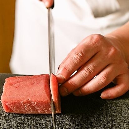 こだわりを持って生み出す当店ならではの握り鮨