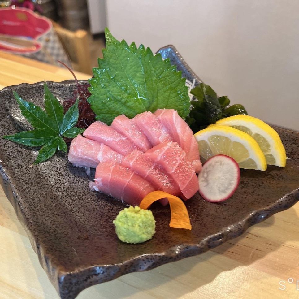 新鮮なお刺身や創作料理などご用意しております！