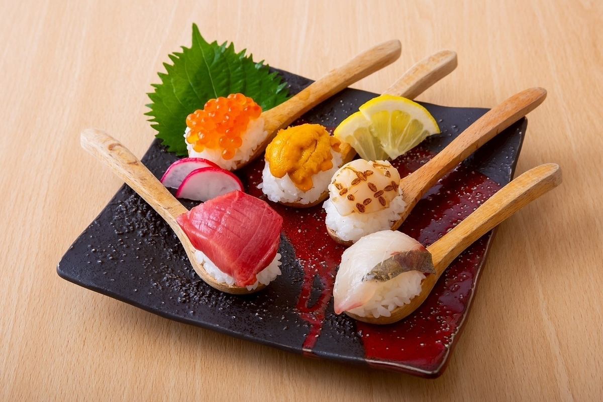 Enjoy fresh seafood and creative cuisine while chatting with the energetic owner!