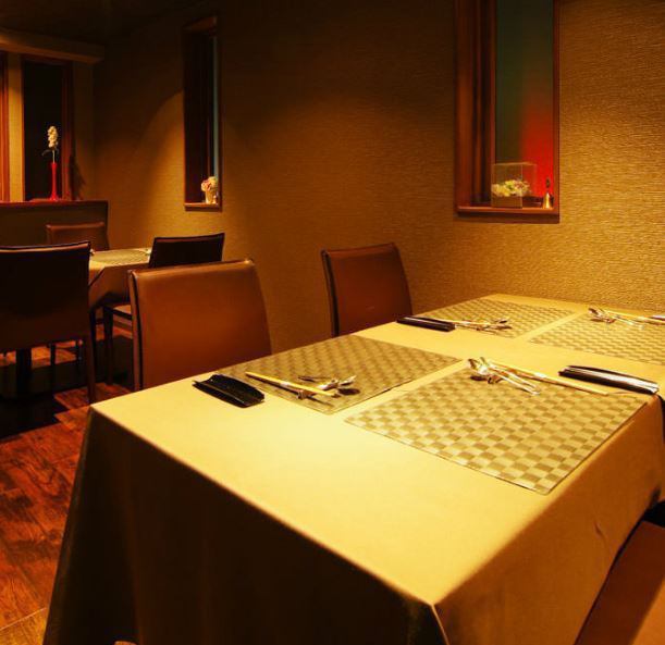 We also have private rooms that can be used by 2 people for entertainment and dates.We support a wide range of applications according to the usage scene.Please feel free to make a reservation.