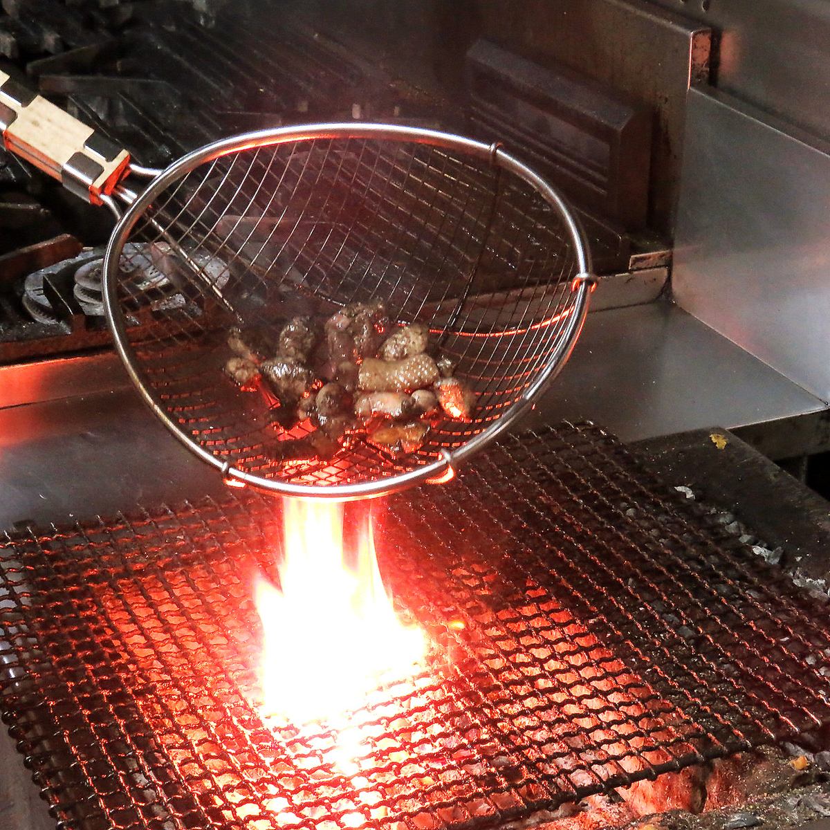 4/10に炉ばたが楽しめる居酒屋-炉ばた 万次郎-がNEW OPEN♪