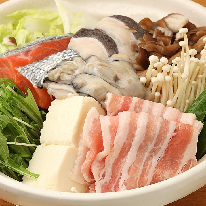 2H飲放コース3000円～ご用意！担々鍋や豚ロースの粕漬け焼きも！