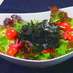 Korean seaweed salad