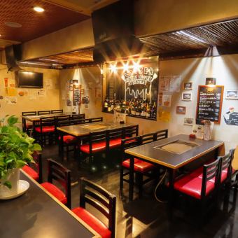 貸し切りでのご宴会も可能です◎おしゃれな空間で周囲を気にせず思う存分会話やお酒を満喫できます。ご相談に応じますのでお問い合わせくださいませ！