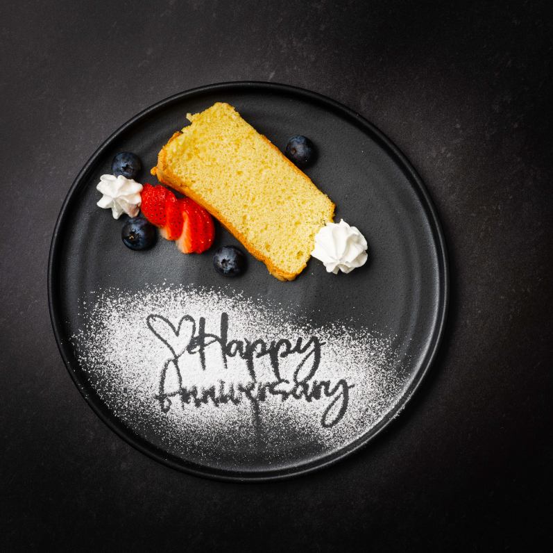 誕生日や記念日のお祝いに★メッセージ付きデザートプレート♪