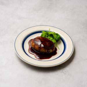 茶美豚ハンバーグ　赤ワインソース