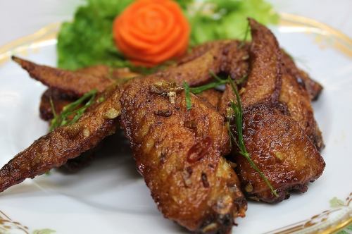 [Popular] Stir-fried chicken wings with nuoc mam (1 piece)