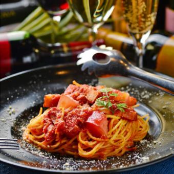 土日祝限定　LunchA course【2000円(税込) 】パスタorリゾットor和牛ハンバーグ、デザートetc..