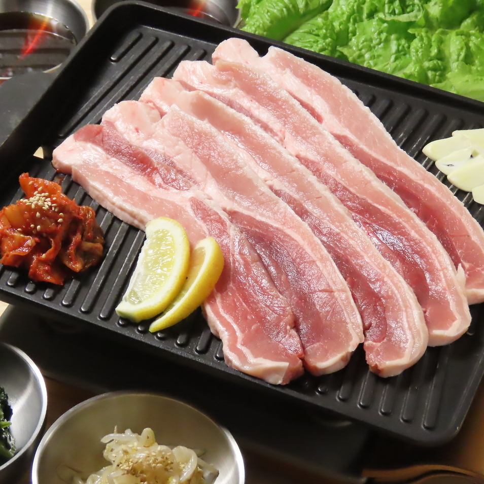 韓国料理をカジュアルに楽しむなら激熱総本店へ！