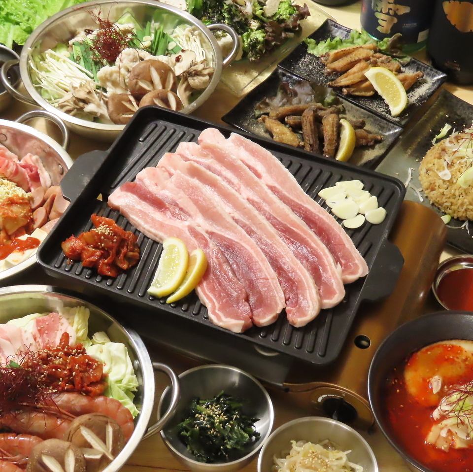 心ゆくまでお肉を楽しむサムギョプサル食べ放題コースをご用意！