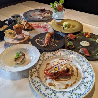 晚餐套餐包含少量龍蝦和松阪牛肉