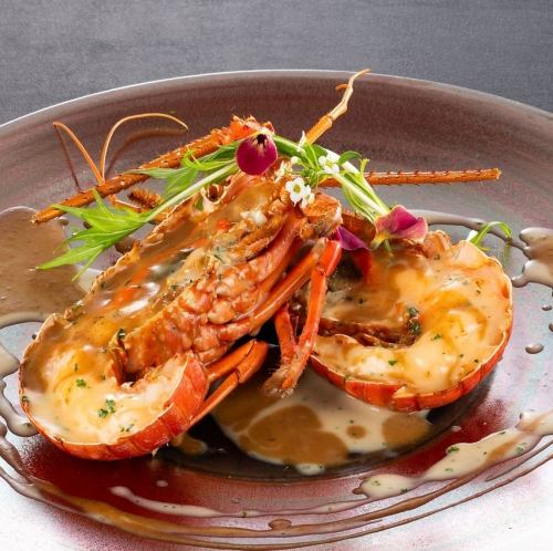 人気の高い伊勢海老料理