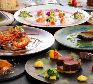 鮑魚、龍蝦、松阪牛肉，豪華套餐