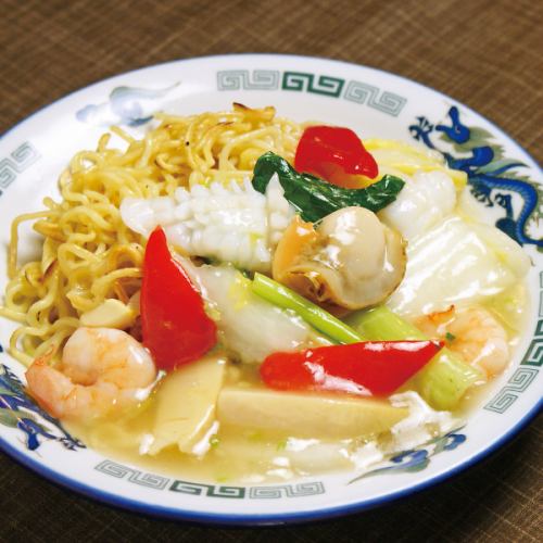 [Seafood Yingmen] Fried noodles with seafood sauce