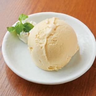 roasted pistachio ice cream