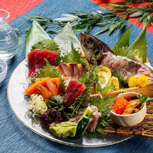 Assortment of 5 fresh fish sashimi