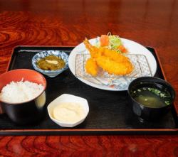 エビフライ定食