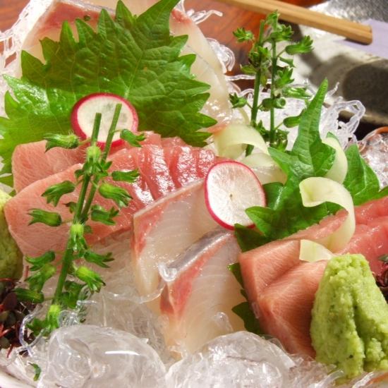 For more details, check the sign in front of the store! We also have limited menus using fresh seasonal ingredients.