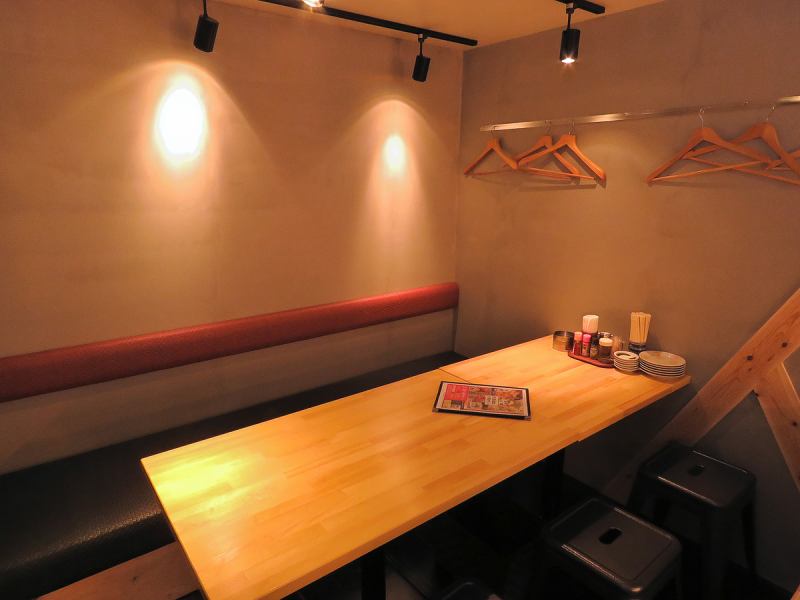 [Leave it to a small party!] We offer seats where you can enjoy a relaxing banquet with a sunken kotatsu.A 1-minute walk from Hakata Station, this izakaya is the perfect location for gatherings and dissolutions!