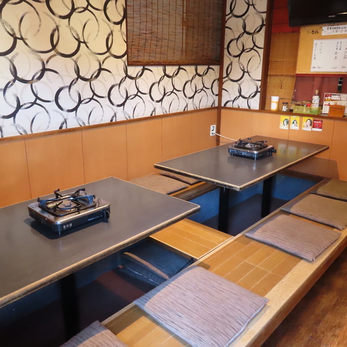 落ち着いた雰囲気の店内でごゆっくり料理をお楽しみください。