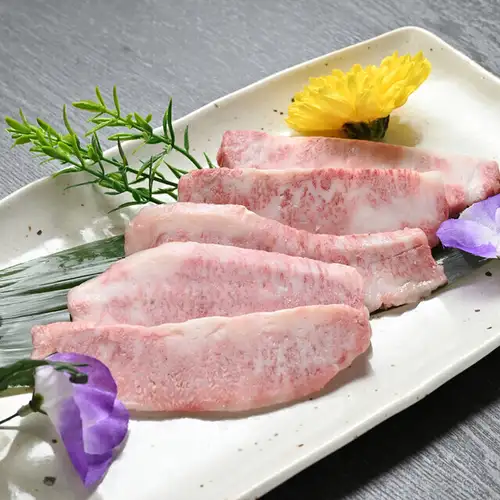 Premium Japanese Black Wagyu Zabuton (short cut)