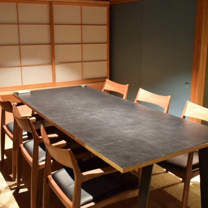 大人数で集まりたいときに！個室をご用意しています◎