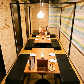 2.4.6.8.10~80名様まで完全個室♪少人数から団体様でさまざまな飲み会にご利用いただけます。