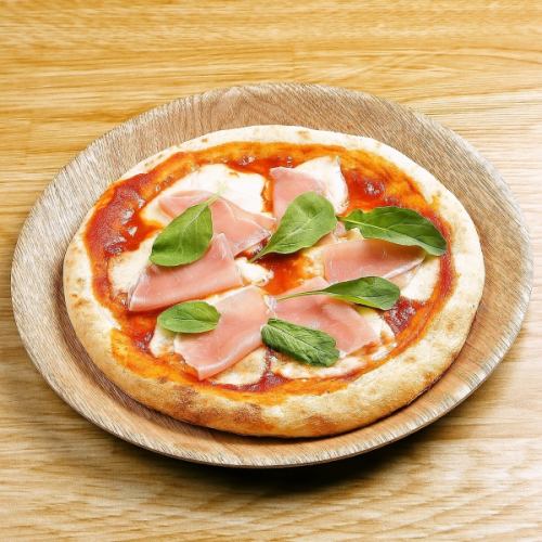 生ハムとルッコラ パルマ