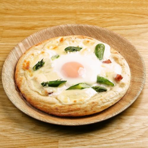 玉子がインパクトな ビスマルク