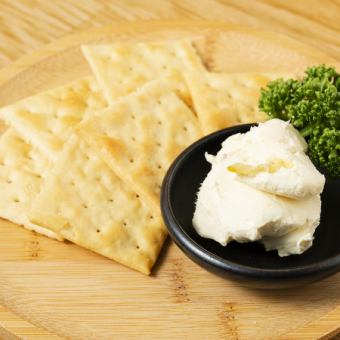 女性人気NO.1 クリームチーズのゆず蜜漬け クラッカー添え