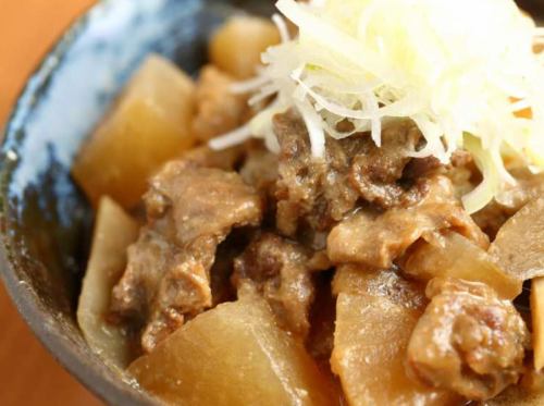3種の味噌で仕上げた国産牛すじ土手煮（大）