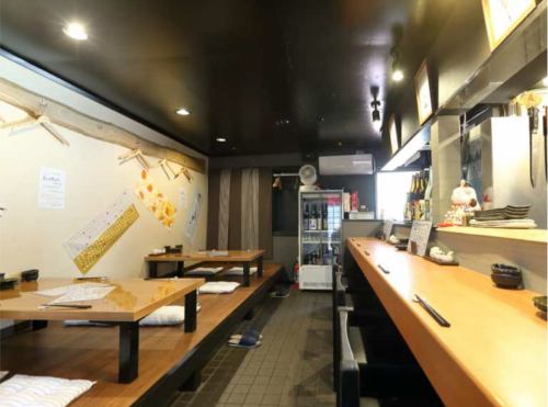落ち着いた雰囲気の店内