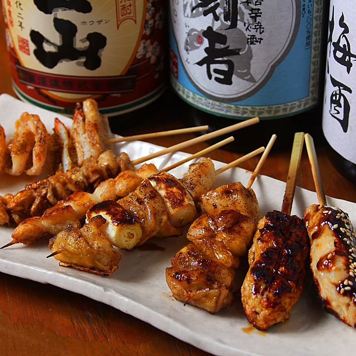 昼からキンキンに冷えたビールと熱々の焼き鳥をぜひご堪能下さい